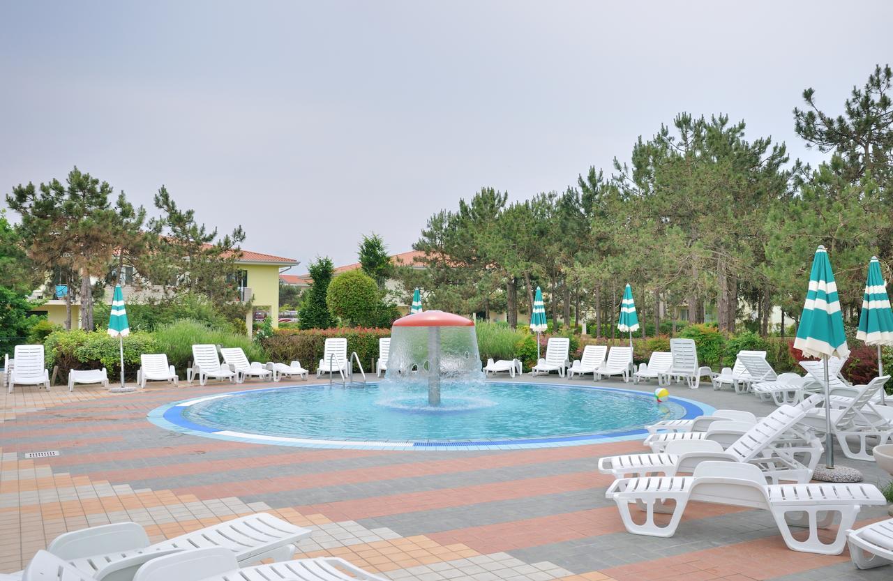 Villaggio Lido Del Sole Бибионе Экстерьер фото